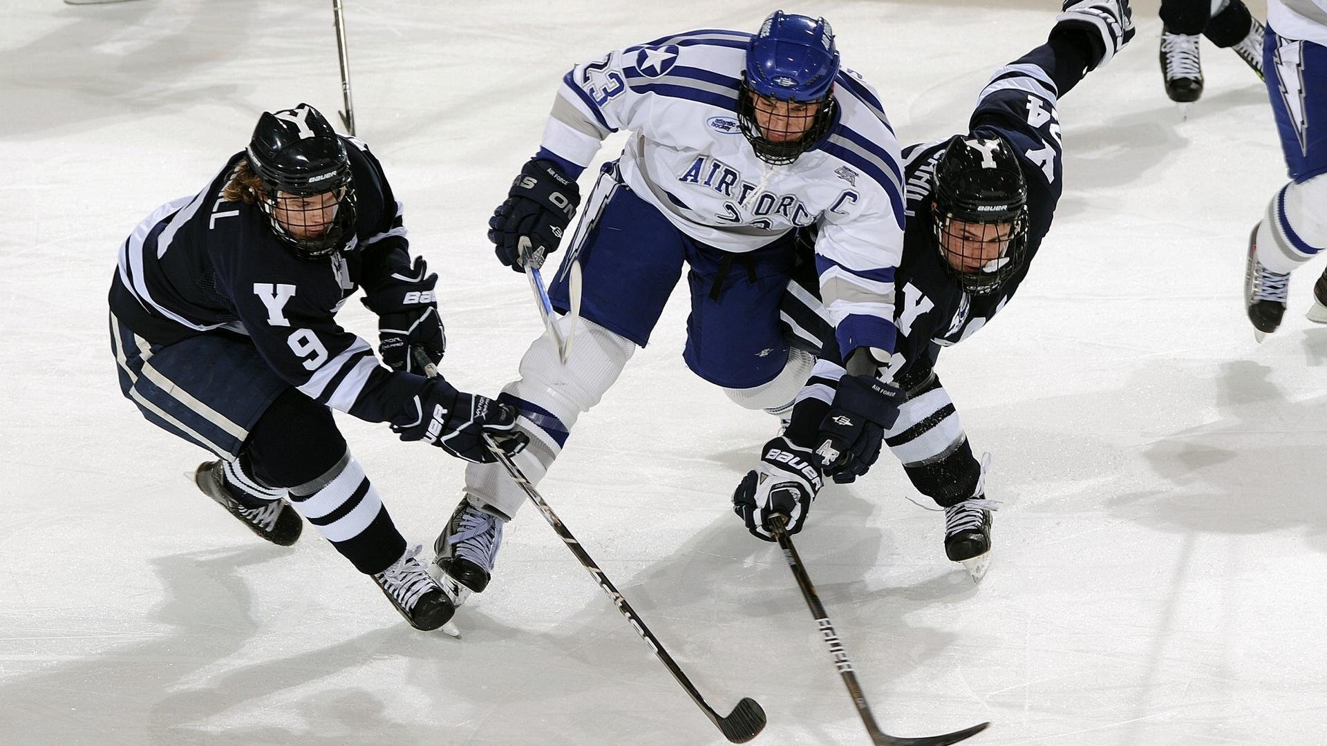 费德勒赛事官方发布绝杀新规，老鹰争议不断！